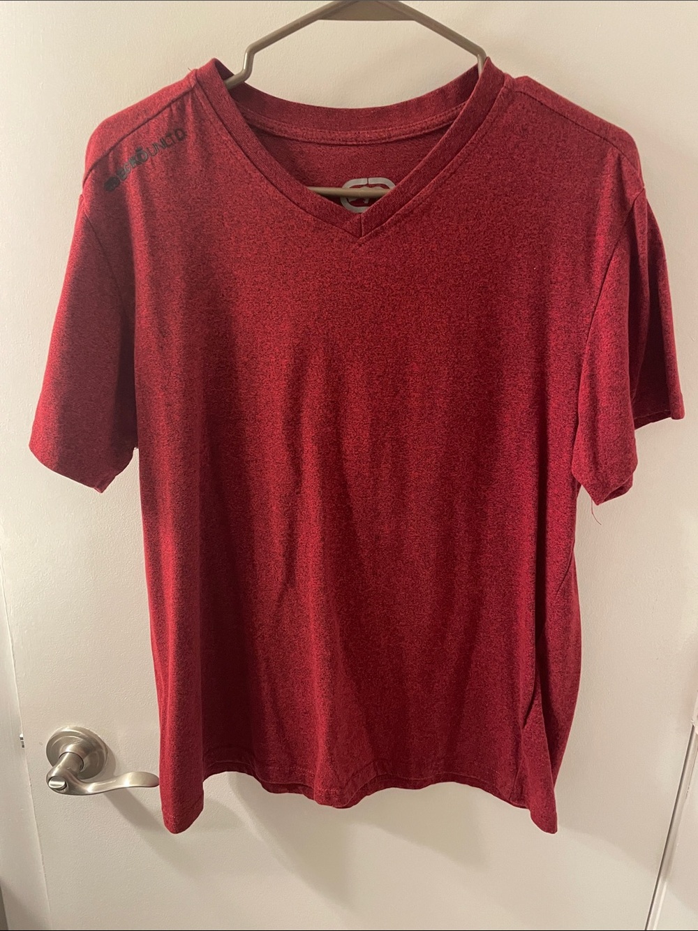 Ecko Unlimited Heathered Red V-Neck Short Sleeve Tee